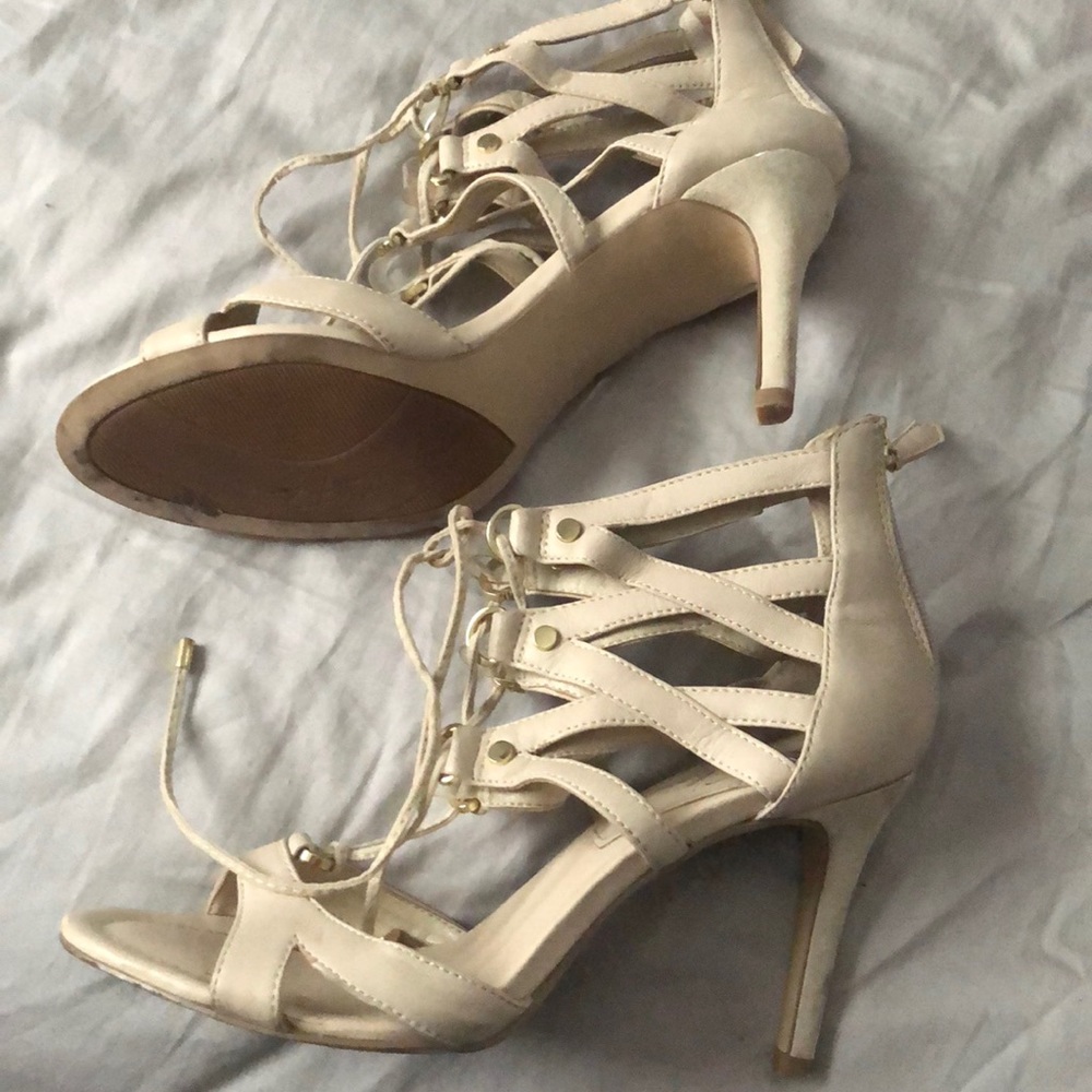 Marc fisher booties  lace up 8.5 nude - Picture 6 of 6